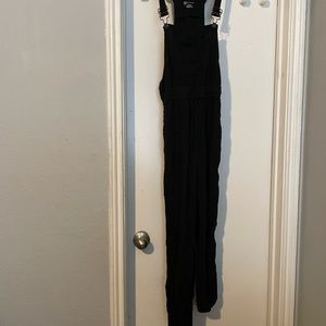 All black overall size small 3-5